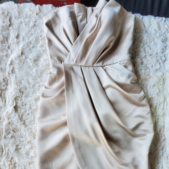 White by Vera Wang Dresses & Skirts - White by Vera Wang formal dress
